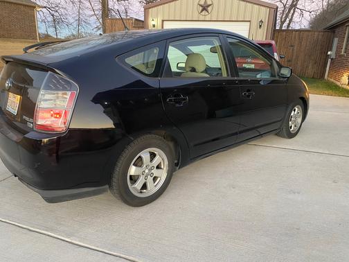 2005 Toyota Prius Base