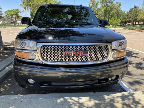 2003 GMC Yukon Denali