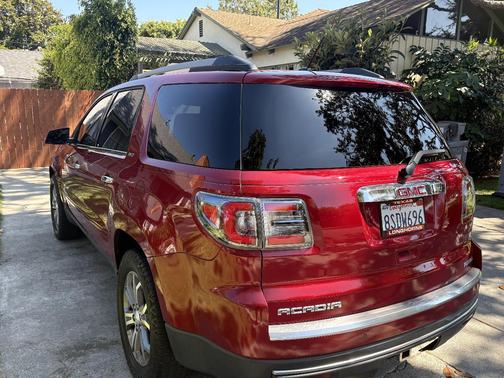 Red 2014 GMC Acadia SLT-1