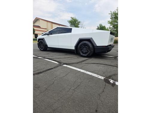 2024 Tesla Cybertruck Cyberbeast