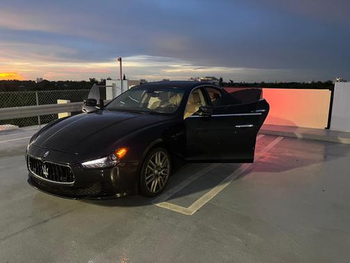 Black 2015 Maserati Ghibli Base