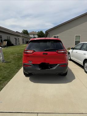 Red 2017 Jeep Cherokee Limited