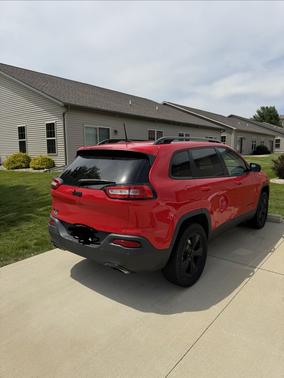 Red 2017 Jeep Cherokee Limited