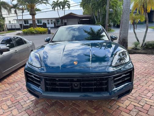 2024 Porsche Cayenne Cayenne