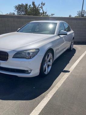 White 2011 BMW 750 i