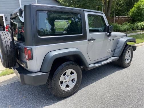 2015 Jeep Wrangler Sport