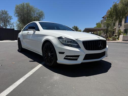 White 2014 Mercedes-Benz CLS-Class CLS 550