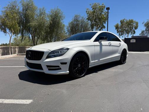 White 2014 Mercedes-Benz CLS-Class CLS 550