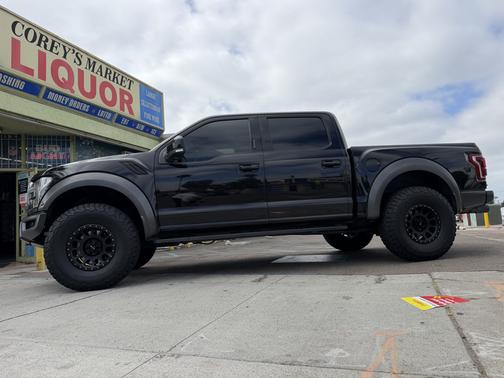 Black 2019 Ford F-150 Raptor