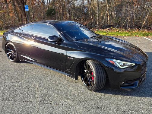 2018 INFINITI Q60 3.0t Red Sport 400