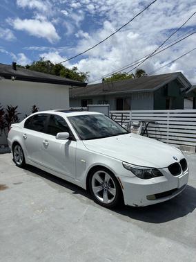 Yellow 2008 BMW 528 i