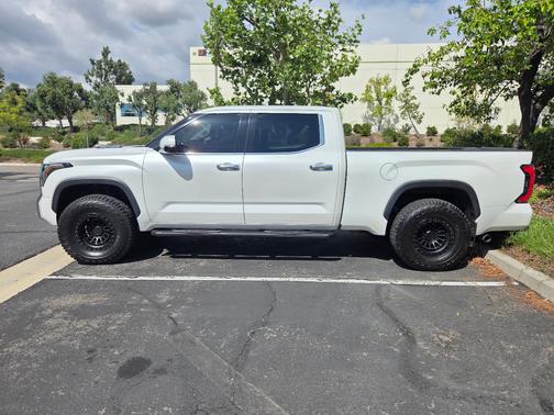 2022 Toyota Tundra Hybrid Limited