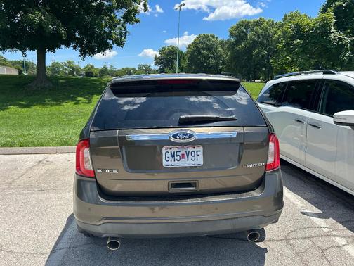 Green 2011 Ford Edge Limited
