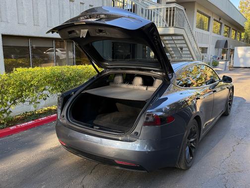 2018 Tesla Model S 100D
