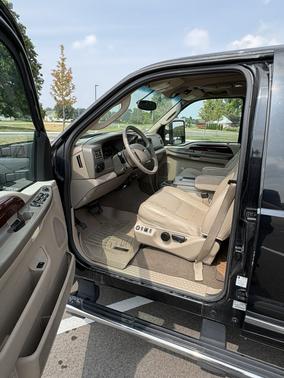 Black 2004 Ford Excursion Limited