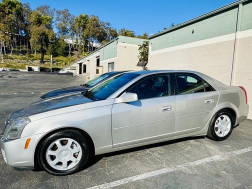 2004 Cadillac CTS Base