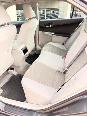 Gray 2012 Toyota Camry Hybrid XLE