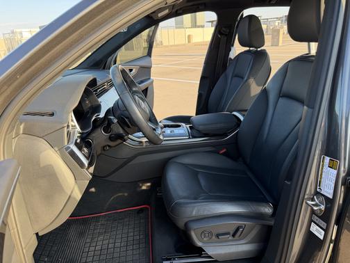 2021 Audi Q7 55 Prestige