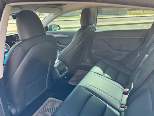 Gray 2023 Tesla Model 3 Base