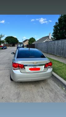 Gold 2013 Chevrolet Cruze 2LT