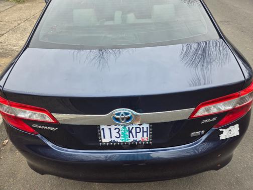 2014 Toyota Camry Hybrid XLE