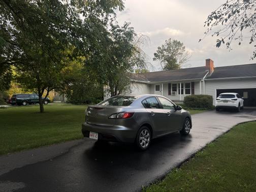 2010 Mazda Mazda3 i Sport