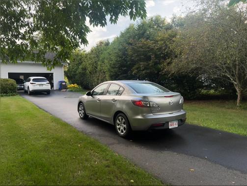 2010 Mazda Mazda3 i Sport