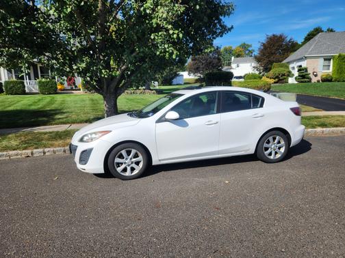 2011 Mazda Mazda3 i Touring