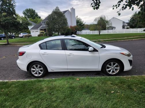 2011 Mazda Mazda3 i Touring