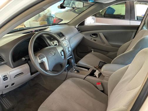 White 2011 Toyota Camry LE