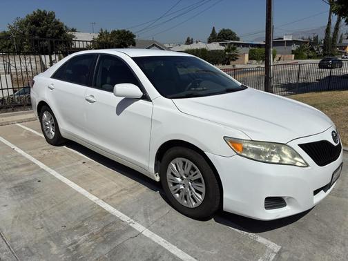 White 2011 Toyota Camry LE