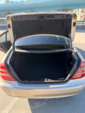 2005 Mercedes-Benz E-Class E320