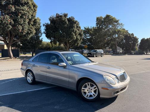 2005 Mercedes-Benz E-Class E320