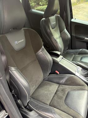 2015 Volvo XC60 T6 R-Design Premier Plus