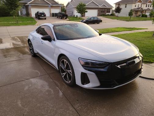 2022 Audi e-tron GT Prestige