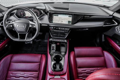 2022 Audi e-tron GT Prestige