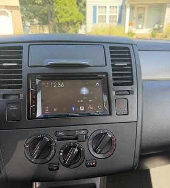 Black 2011 Nissan Versa 1.8 S