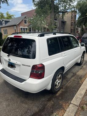 White 2005 Toyota Highlander Base