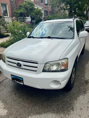 White 2005 Toyota Highlander Base