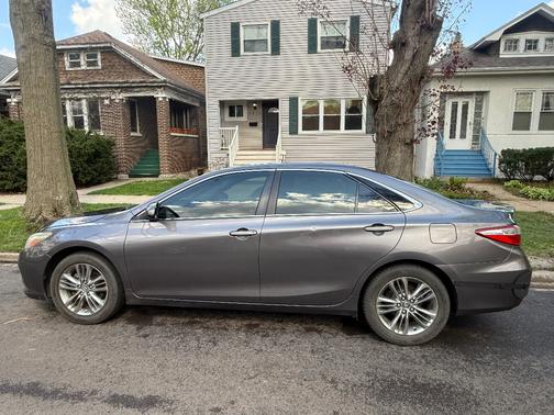 Gray 2015 Toyota Camry SE