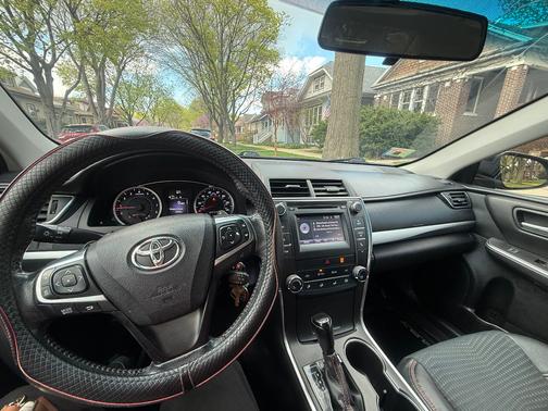 Gray 2015 Toyota Camry SE