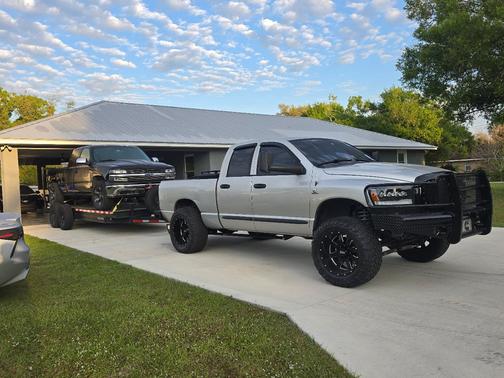 Silver 2008 Dodge Ram 2500 SLT Quad Cab