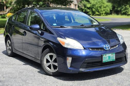 2014 Toyota Prius Two