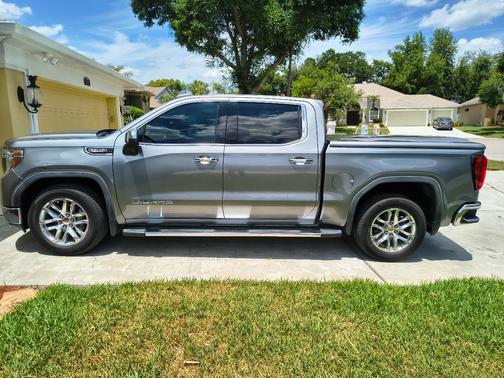 Gray 2020 GMC Sierra 1500 SLT