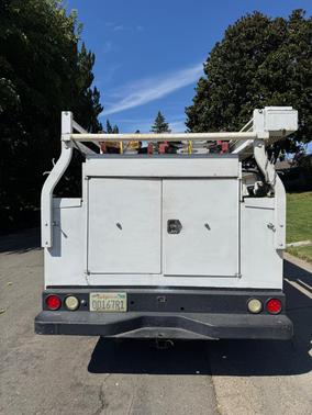 White 2011 Ford F-250 XL
