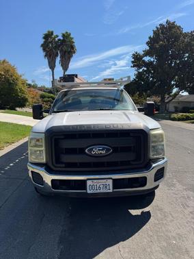 White 2011 Ford F-250 XL