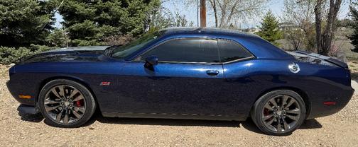 Blue 2014 Dodge Challenger SRT8