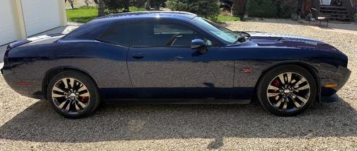 Blue 2014 Dodge Challenger SRT8