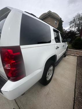 White 2007 Chevrolet Tahoe LS