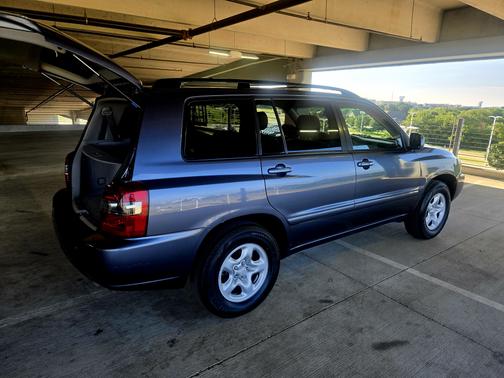 2006 Toyota Highlander Base